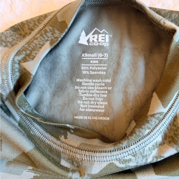 REI Kids Green Camouflage Long Base Layer - Picture 2 of 4